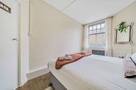 Parker Mews, London - Photo 5