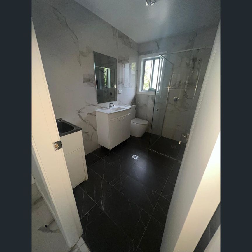 MODERN HOME - Photo 1