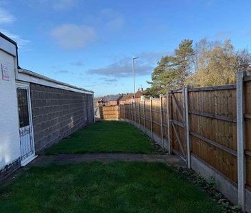 Whieldon Road, Fenton, Stoke-on-trent, ST4 - Photo 3