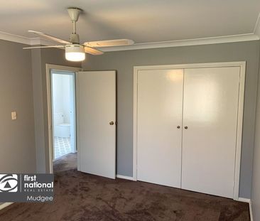 TWO BEDROOM UNIT CLOSE TO CBD - Photo 3