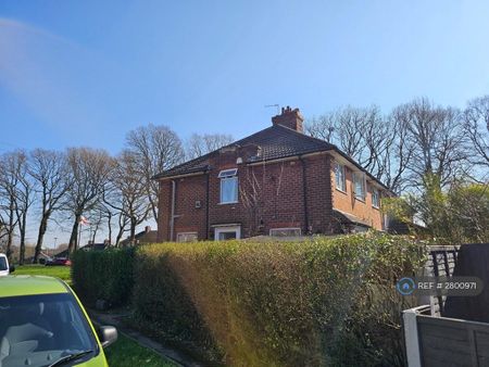 3 bedroom semi-detached house to rent - Photo 3