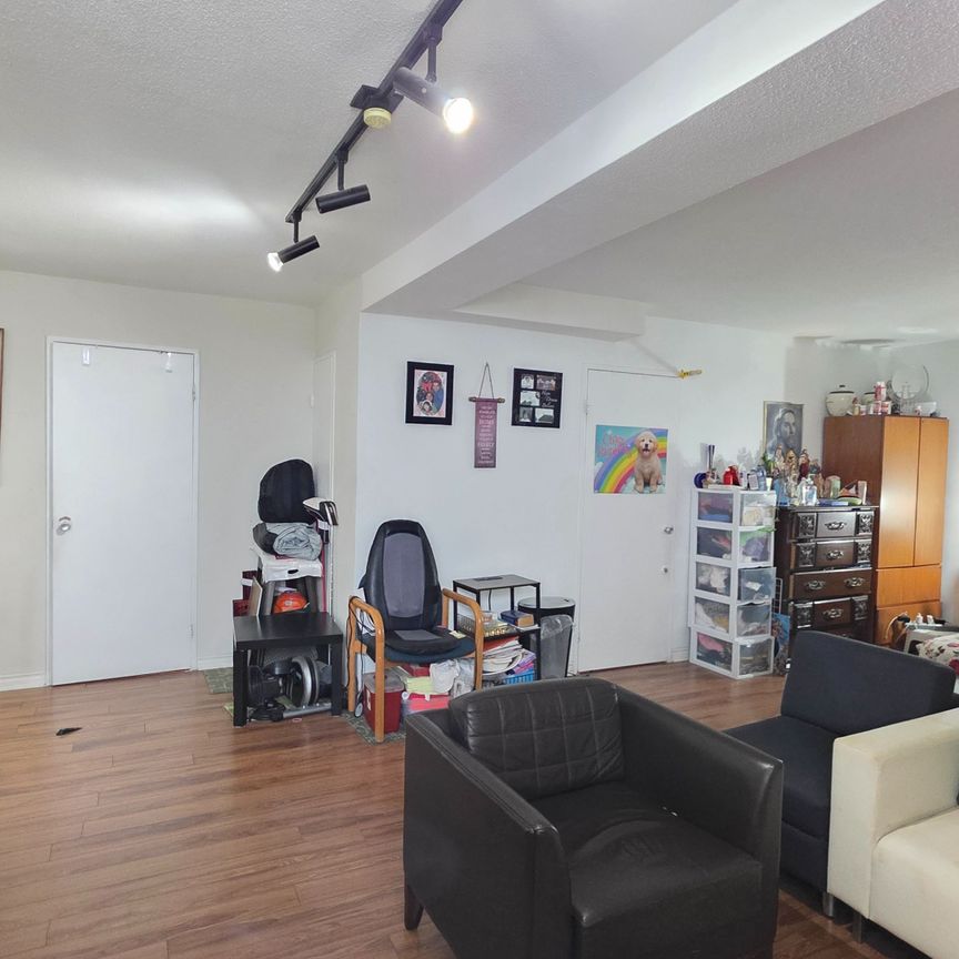 For Lease - 180 Markham Road Unit# 921, Toronto, Ontario - Photo 1