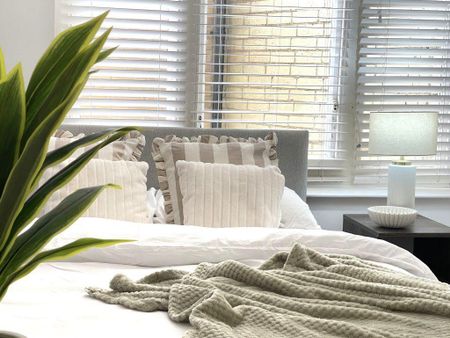 1 bedroom in a house share to rent - Photo 5