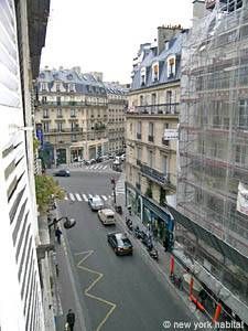 Logement à Paris, Location meublée - Photo 3