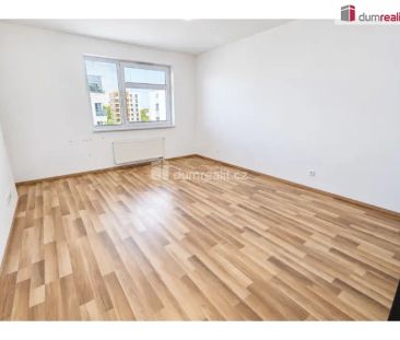Světlý byt 2+kk s lodžií, 50 + 4 m - Photo 5