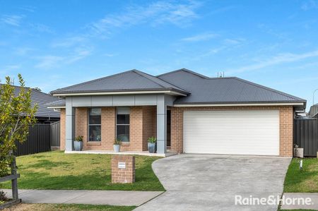 Spacious & Modern - Ready to Enjoy - Photo 2