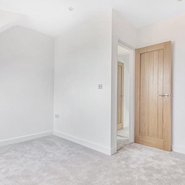 2 bedroom semi-detached house to rent - Photo 1