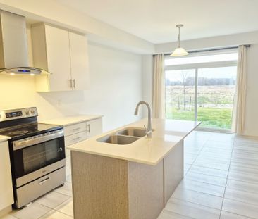 For Lease - 158 Union Boulevard, Wasaga Beach, Ontario - Photo 5