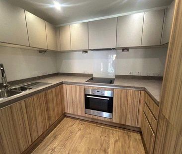 2 bedroom apartment to rent - Photo 6