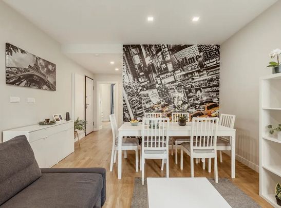 Rua Major Caldas Xavier, Odivelas, Lisbon 2675-313 - Photo 1