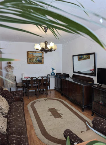 Inchiriere Apartament 3 Camere Decomandat Bdul.Alexandru Obregia - Fotografie 3
