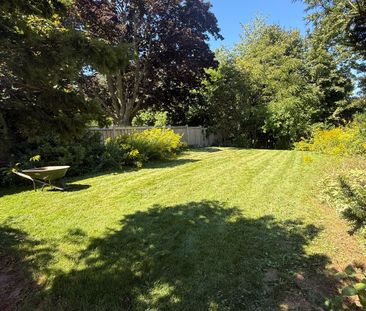 For Lease - 138 Glenwood Crescent, Toronto, Ontario - Photo 6