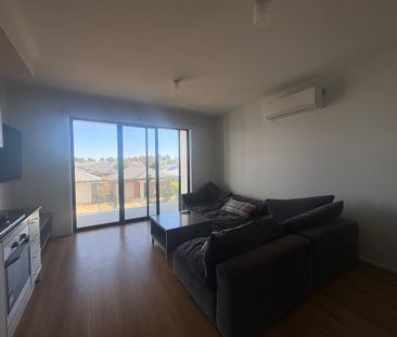 Modern 2-Bedroom Townhouse In Munno Para! - Photo 3