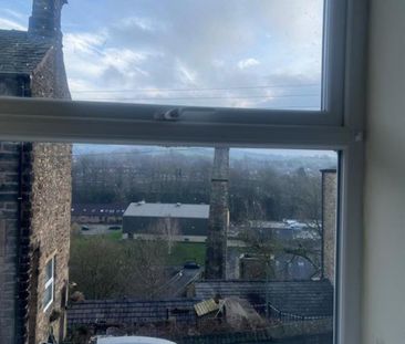 2 Bedroom Terraced To Let - Photo 4