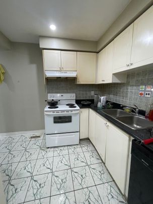 For Lease - 199 Baronwood Court Unit# 199, Brampton, Ontario - Photo 1