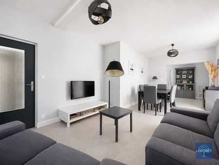 Location Maison 5 pièces 95m² - Photo 4