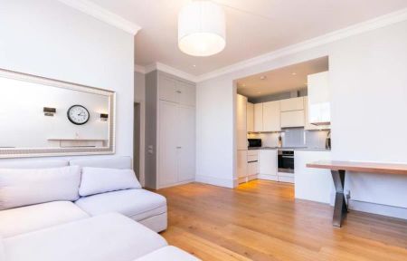 Park Road, NW8, London - Photo 3