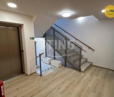 Byt 3+kk k pronájmu, Pardubice / Bílé Předměstí, ulice Husova - Photo 1