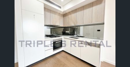 Unfurnished One Bedroom + Study Apartment | Desirable North Aspect | Oversized Extra Study | Fridge Included - Photo 2