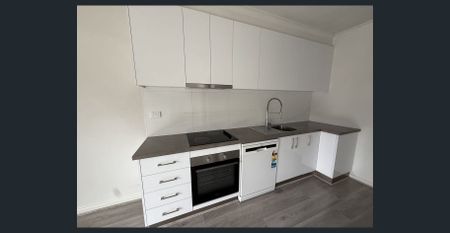 MODERN ONE BEDROOM IN THE HEART OF ORMOND! - Photo 2