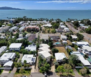 Coastal Living - Photo 4