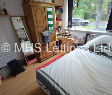 3 Bedroom Ground Floor Flat for rent in The Poplars - Photo 3