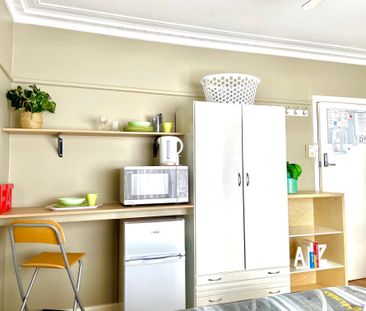 Thomastown - Photo 2