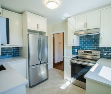 For Lease - 482 Donlands Avenue, Toronto, Ontario - Photo 4