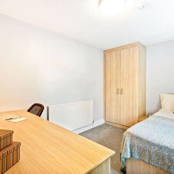Estcourt Terrace, Headingley, LS6 3EY - Photo 1