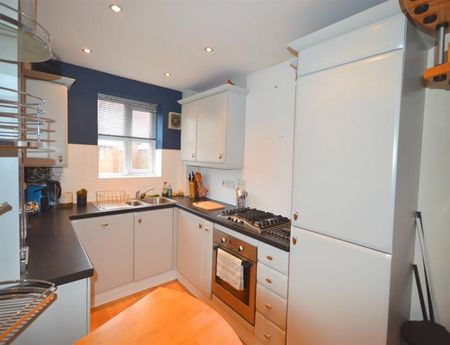 3 Bedroom Apartment To Let - Photo 5
