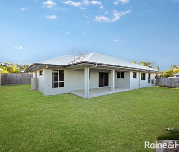 4 Bedroom 2 Bathroom House Available now! - Photo 6