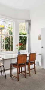 Dorking Road Abode - Photo 4