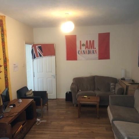 6 bedroom house to rent - Photo 1