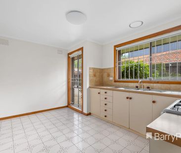 Villa In The Heart Of Thornbury - Photo 6