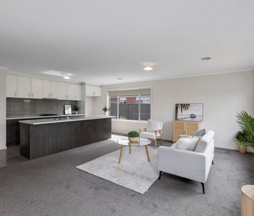 Modern Comfort in a Quiet Court - Photo 6