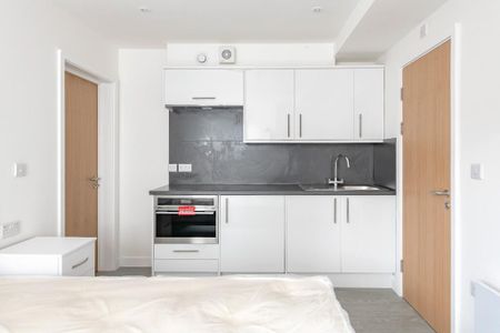 Studio to rent - Photo 3