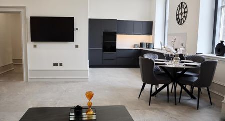 2 bedroom flat to rent - Photo 2