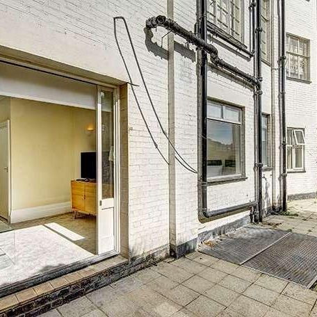 Strathmore Court, St John's Wood, NW8 - Photo 1