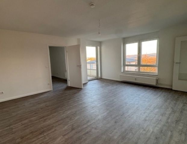 Zur Waldkampfbahn 32, 42327 Wuppertal - Photo 1