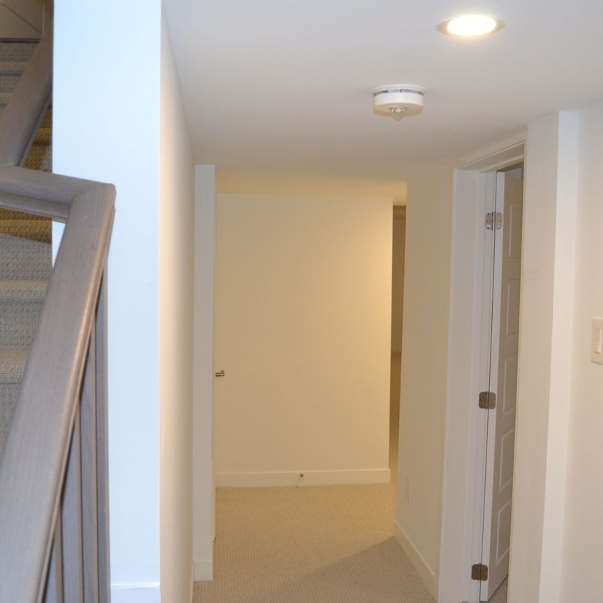 For Lease - 373 Olivenite Private, Barrhaven, Ontario - Photo 1