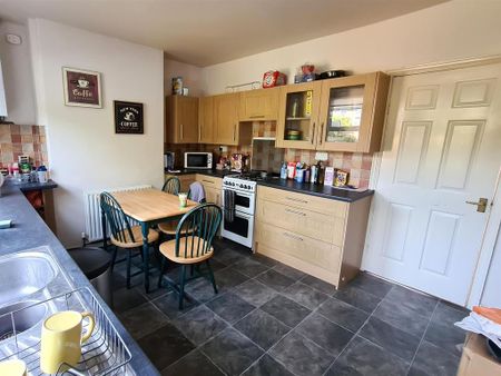 3 bedroom house to rent - Photo 3