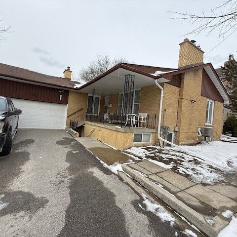 For Lease - 74 Westwood Lane, Richmond Hill, Ontario - Photo 1