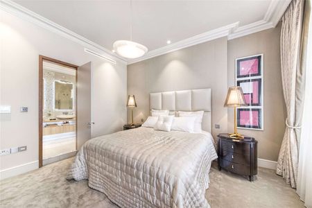 An exceptional and beautifully refurbished two bedroom apartment situated in Knightsbridge. - Photo 5