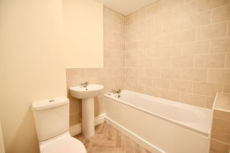 Swan Court, Askern, DN6 - Photo 5