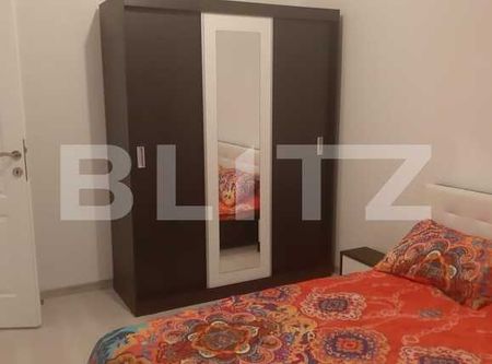 Apartament 3 camere, 60 mp, zona VIVO, loc de parcare - Photo 5