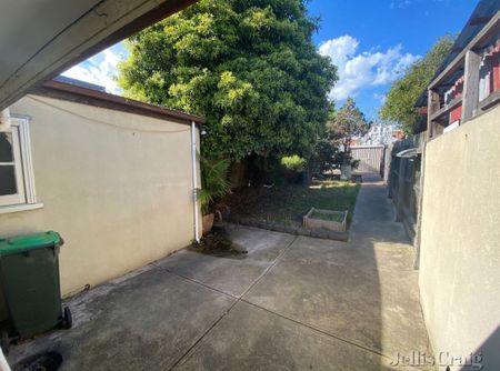 104 Helen Street, Northcote - Photo 3