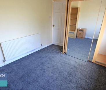 Kingsway Eccleshill, Bradford, West Yorkshire, BD2 1PN - Photo 4