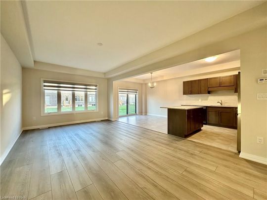 For Lease - 47 Saffron Way, Pelham, Ontario - Photo 1