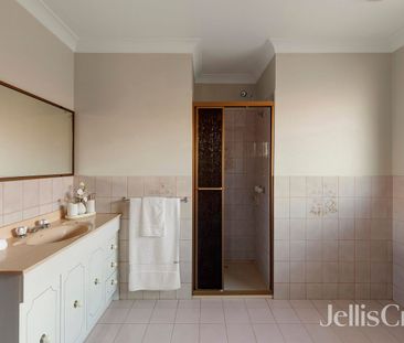 13 Greenhills Road, Bundoora, Vic 3083 - Photo 5