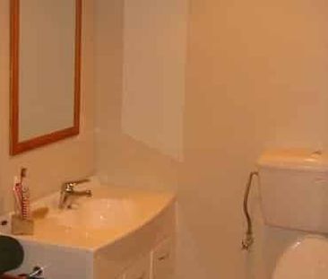 Character 3Br in great location - Photo 4